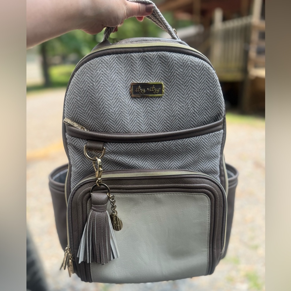 Itzy Ritzy Vanilla Latte Boss Plus Backpack Diaper Bag & Changing Pad
